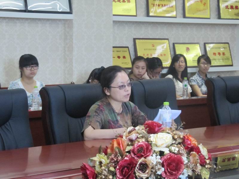 \\"新教师姚校发言.jpg"