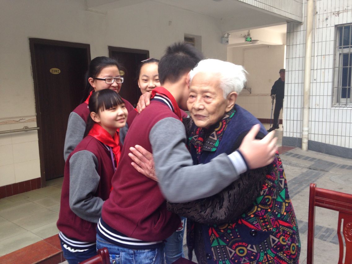 \\"QQ图片20160322082627.jpg"